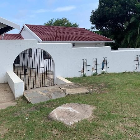 White House Lodge In Scotburgh Scottburgh Εξωτερικό φωτογραφία