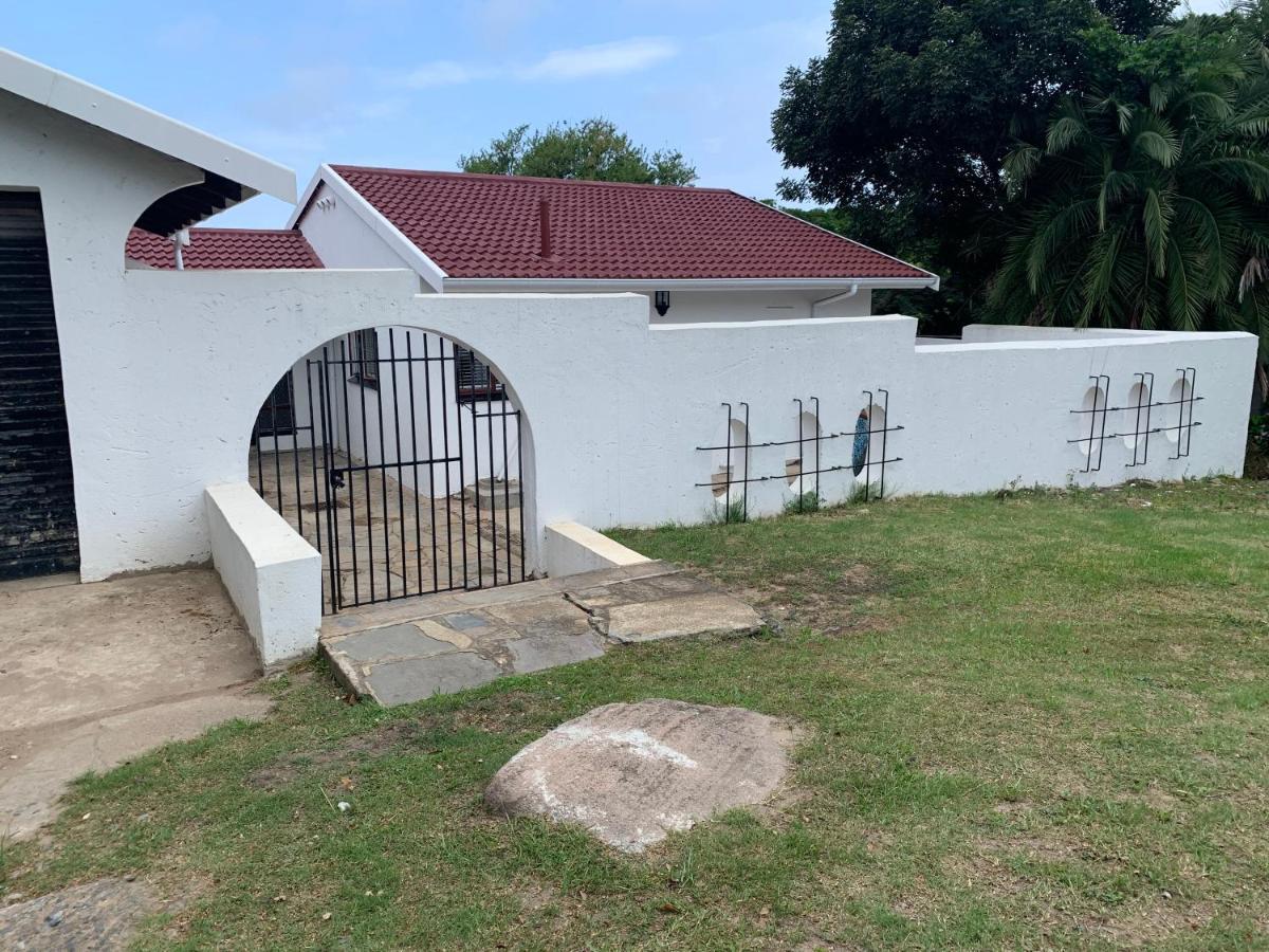 White House Lodge In Scotburgh Scottburgh Εξωτερικό φωτογραφία